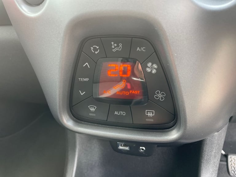 2018 Toyota AYGO 1.0 VVT-i X-Plore 5dr Hatchback Petrol Manual