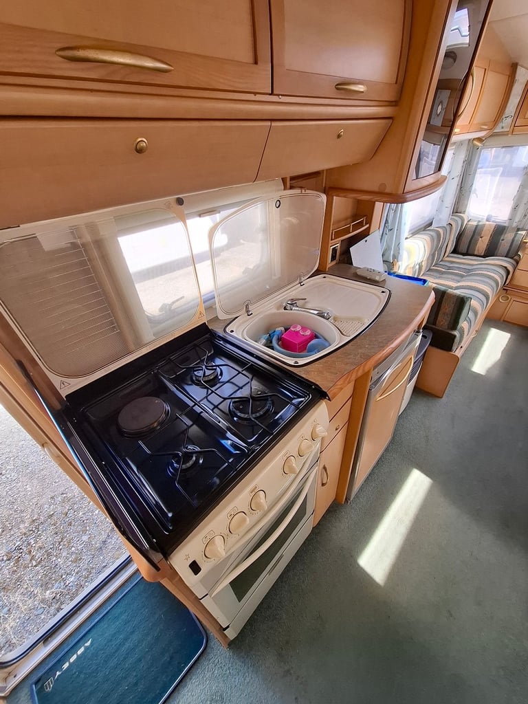 2004 ABBEY Vogue GTS 416 4 berth caravan with full size AWNING and MOTOR MOVER