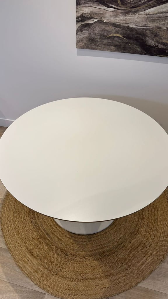 Ikea White Round Table