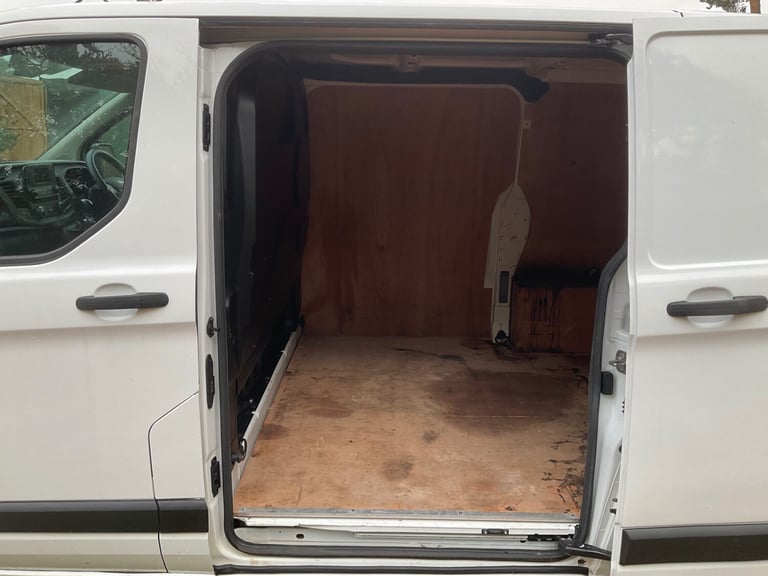 2020 Ford Transit Custom 2.0 EcoBlue 105ps Low Roof Leader Van PANEL VAN Diesel Manual