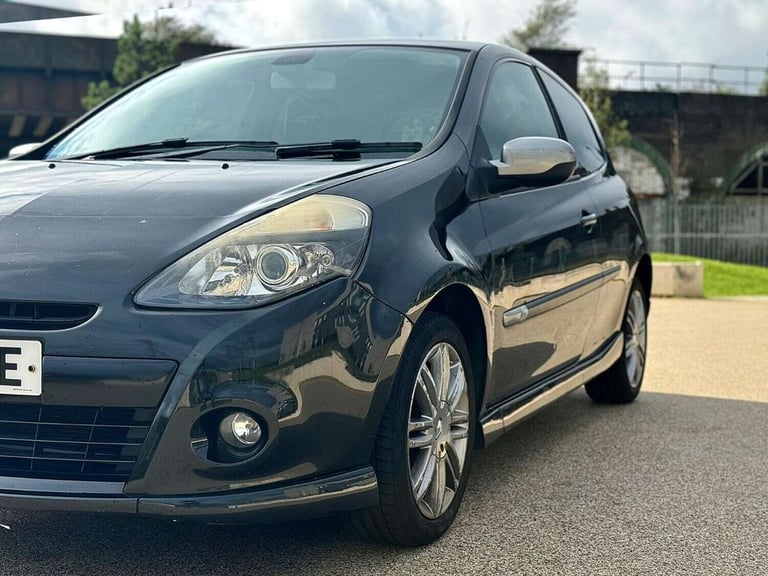 2009 Renault Clio 1.6 VVT 128 GT 3dr HATCHBACK PETROL Manual