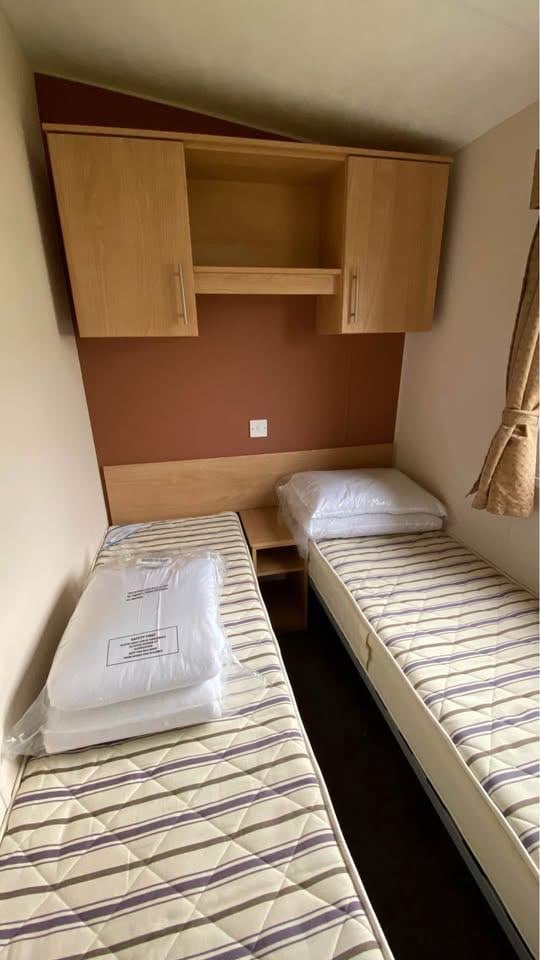 Own Your Own Caravan - Isle Of Sheppey Kent - £725 a Month - 10 Month Open Season