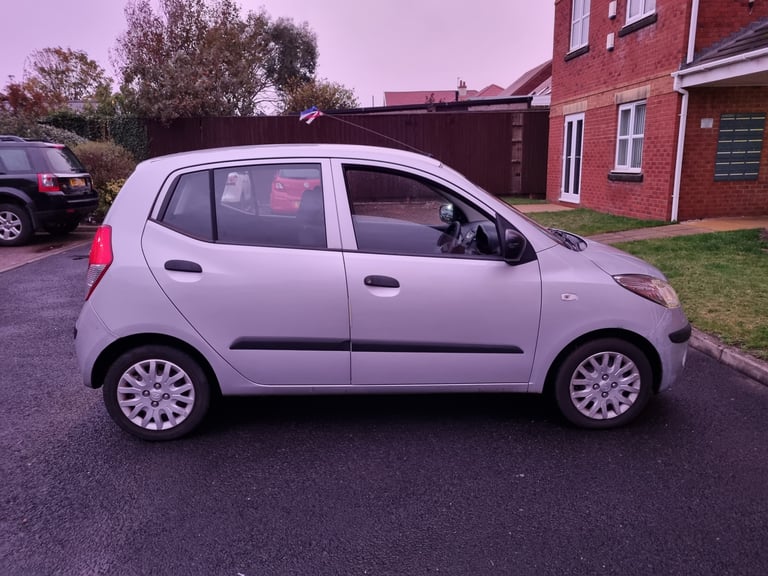 Hyundai, I10, Hatchback, 2010, Manual, 1248 (cc), 5 doors