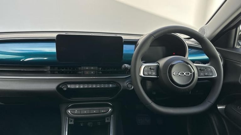 2025 Fiat 600 1.2 MHEV SUV 5dr Petrol Hybrid e-DCT Euro 6 (s/s) (100 ps) Automatic Hatchback Hybr...