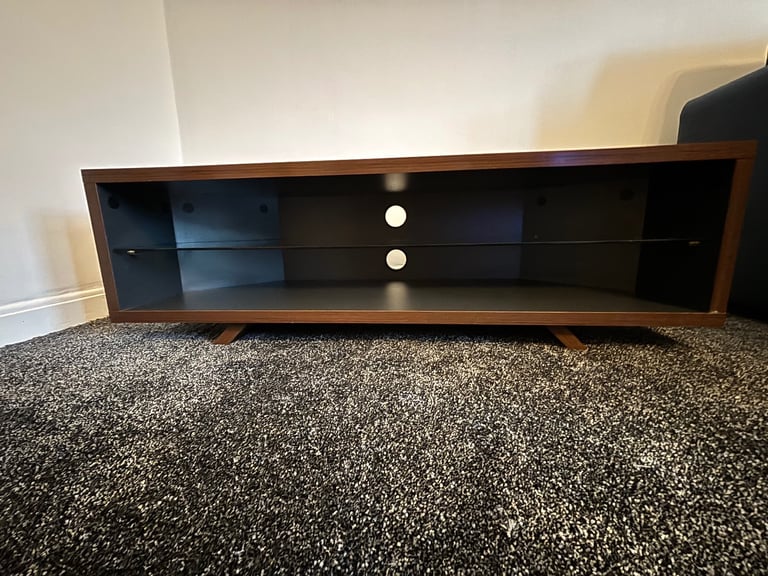 TV Stand / TV Console