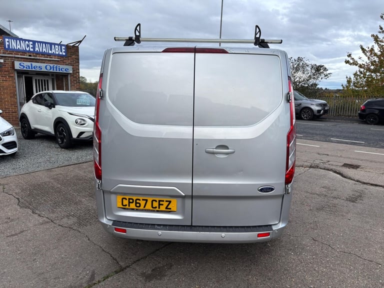 2017 Ford Transit Custom 2.0 TDCi 130ps Low Roof Limited Van PANEL VAN DIESEL Manual