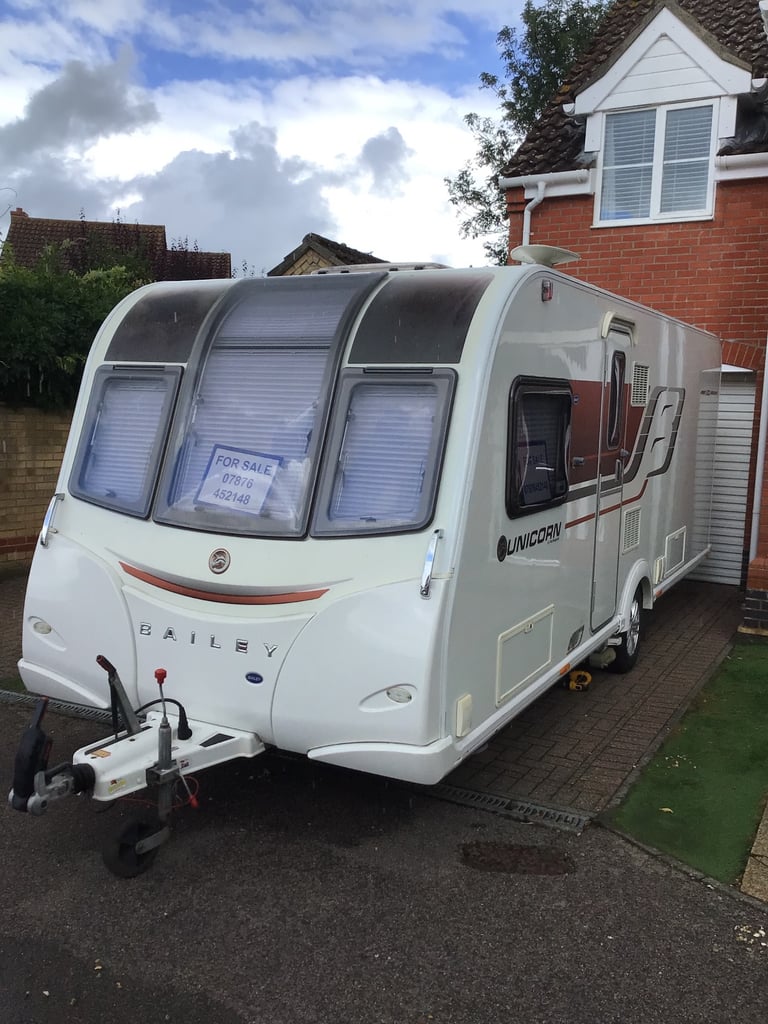 Bailey Unicorn Vigo Touring Caravan Island bed.