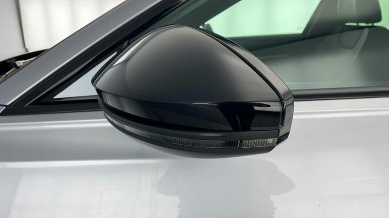 2022 Audi A6 Avant Black Edition 40 TDI quattro 204 PS S tronic Automatic Estate Diesel Automatic