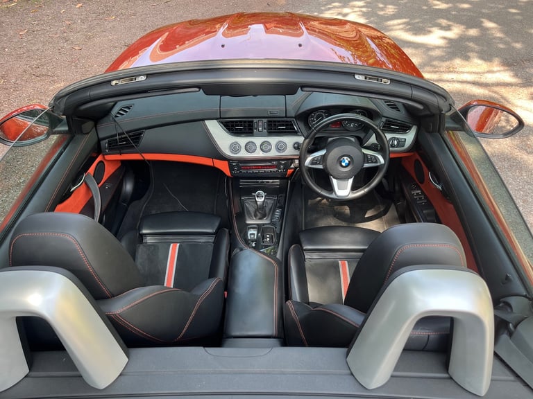 BMW Z4 LOW MILAGE ONE OWNER 6 SPEED MANUAL TWIN POWER TURBO 