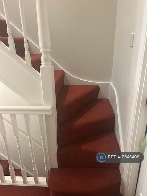 4 bedroom house in Aylesbury Drive, Langdon Hills, Basildon, SS16 (4 bed) (#2645408)