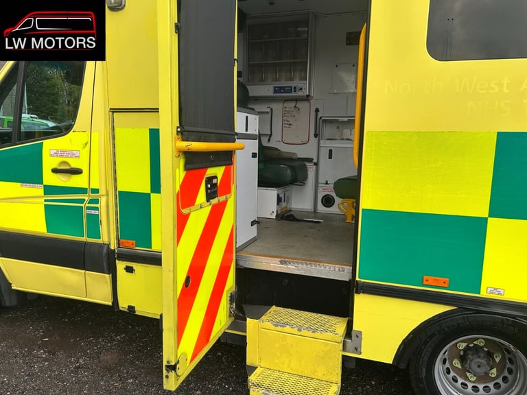 MERCEDES BENZ SPRINTER 519 CDI DIRECT EX AMBULANCE SERIVICS 2017 17 REG EURO 6