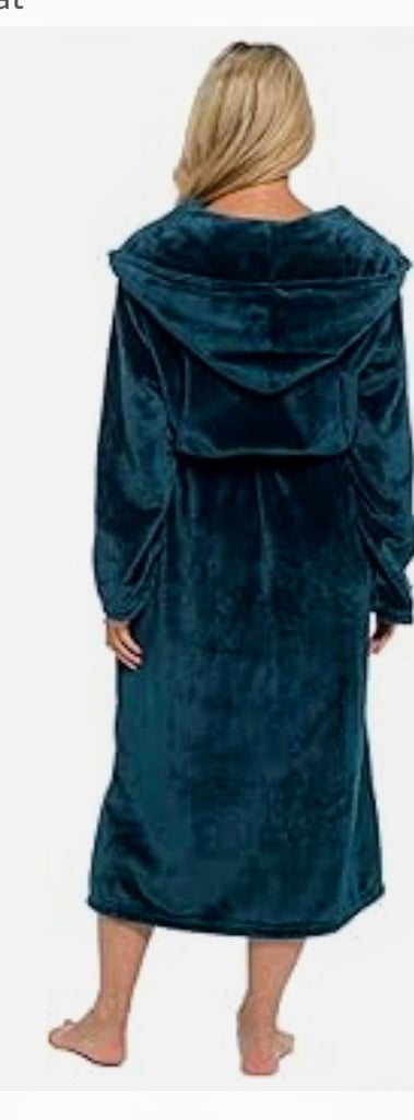 TEAL Slumber Hut soft velvet warm Dressing gown Hooded,XL fits upto size 24 uk cost £29.99, like new