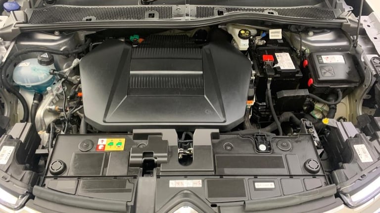 2024 Citroen C4 50kWh Shine Plus Fastback 4dr Electric Auto (7.4kW Charger) (136 ps) SUV Electric...