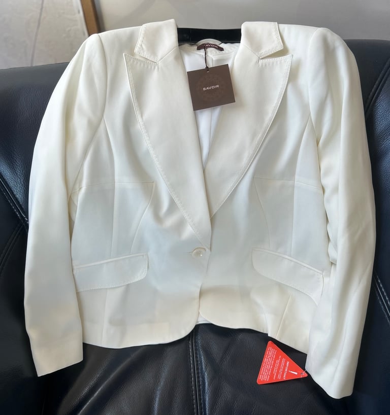 Ladies jacket size 18
