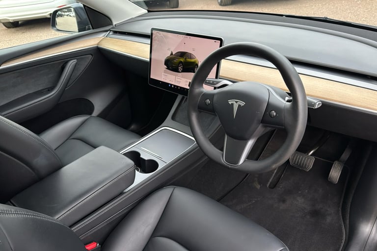 Tesla Model Y dual Motor Long Range Suv 5dr Electric Auto 4wde 384 Bhp Electric