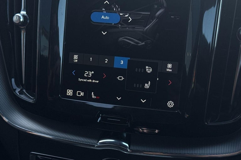 2022 Volvo XC60 2.0 B5 MHEV Plus SUV 5dr Petrol Hybrid Auto AWD Euro 6 (s/s) (250 ps) ESTATE Petr...
