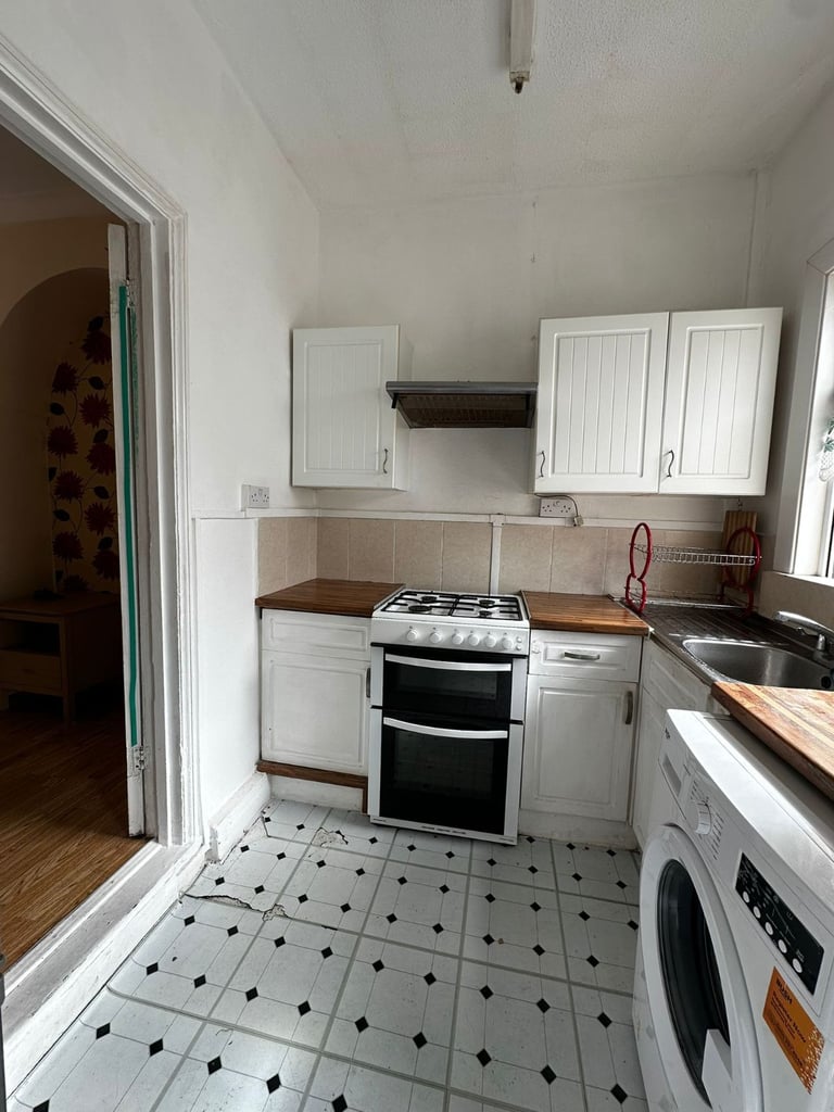 🏠 Lovely 3 bedroom house-convenient location