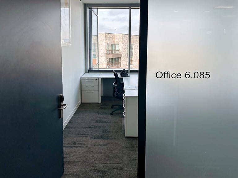 London - W4 5YA, Serviced office to rent at 3 Chiswick Park