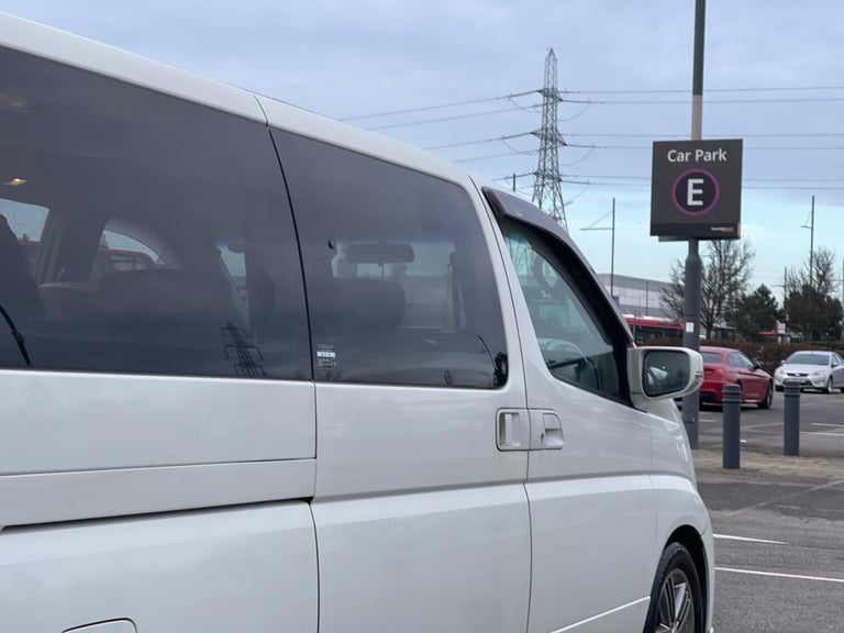 2006 NISSAN ELGRAND E51 AUTO