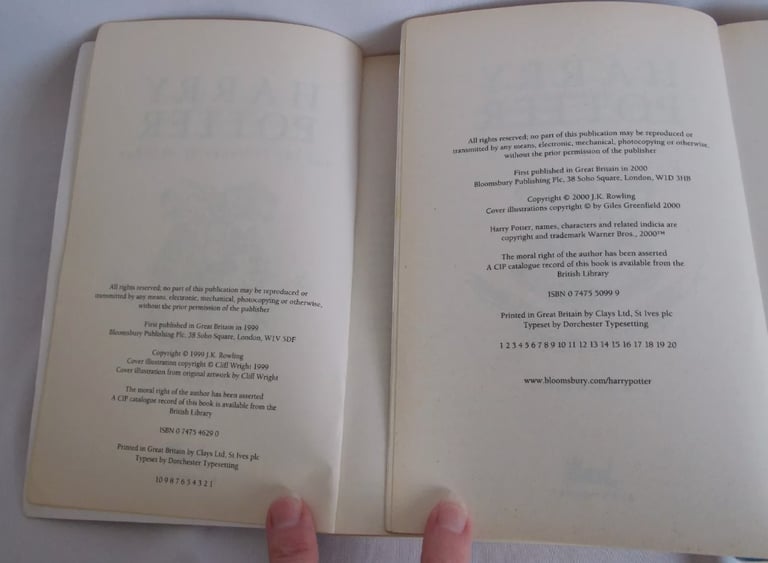 Harry Potter 1st Edition 1 -7 Paperback Hardback Set Bloomsbury Book Set (1)