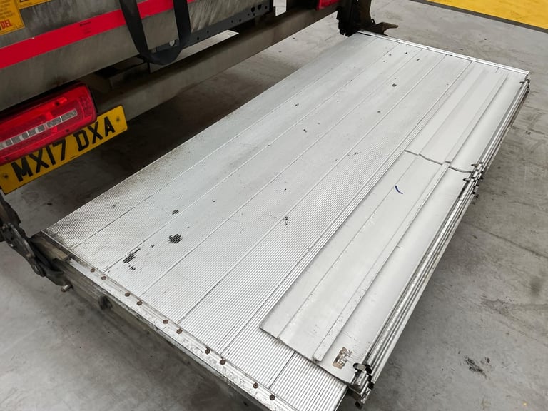 DAF LF 180 4X2 *EURO 6* 12 TONNE BOX – 2017 – MX17 DXA