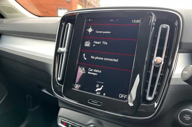 2021 Volvo XC40 1.5 T3 Momentum SUV 5dr Petrol Auto Euro 6 (s/s) (163 ps) SUV Petrol Automatic