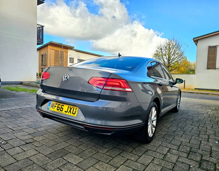 2017 VOLKSWAGEN PASSAT BLUEMOTION TECH NAV 2.0 TDI + EURO 6🔥