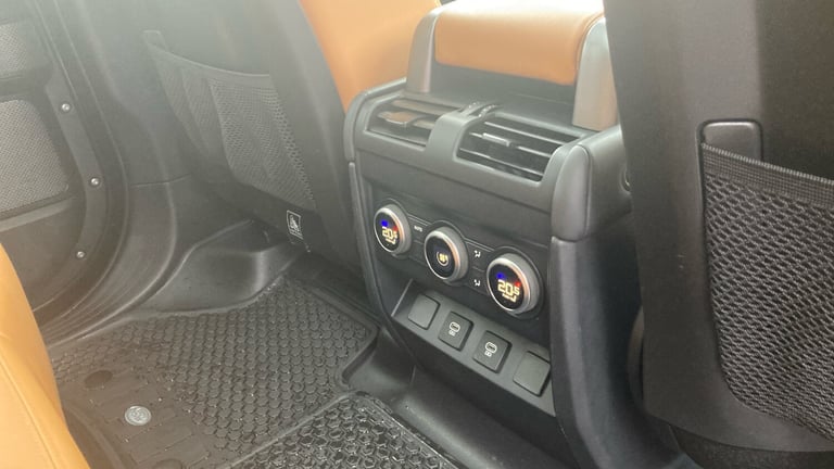 2022 Land Rover Defender 5.0 P525 V8 110 5dr Auto Petrol Estate Estate Petrol Automatic