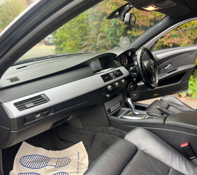 BMW, 5 SERIES, Saloon, 2009, Semi-Auto, 2993 (cc), 4 doors