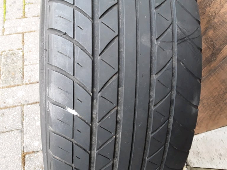 205 x 60R16 TYRE