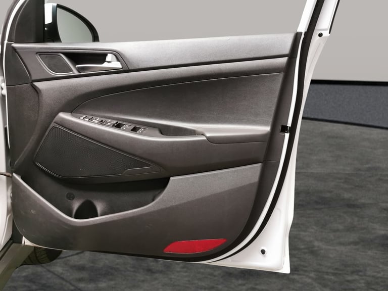 2020 Hyundai TUCSON 1.6 CRDi MHEV SE Nav SUV 5dr Diesel Hybrid Manual Euro 6 (s/s) (115 ps) - 1 S...