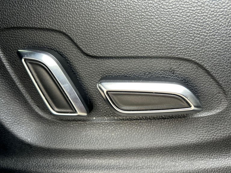 2024 MG MG HS 1.5 T-GDI Trophy SUV 5dr Petrol Manual Euro 6 (s/s) (162 ps) SUV PETROL Manual