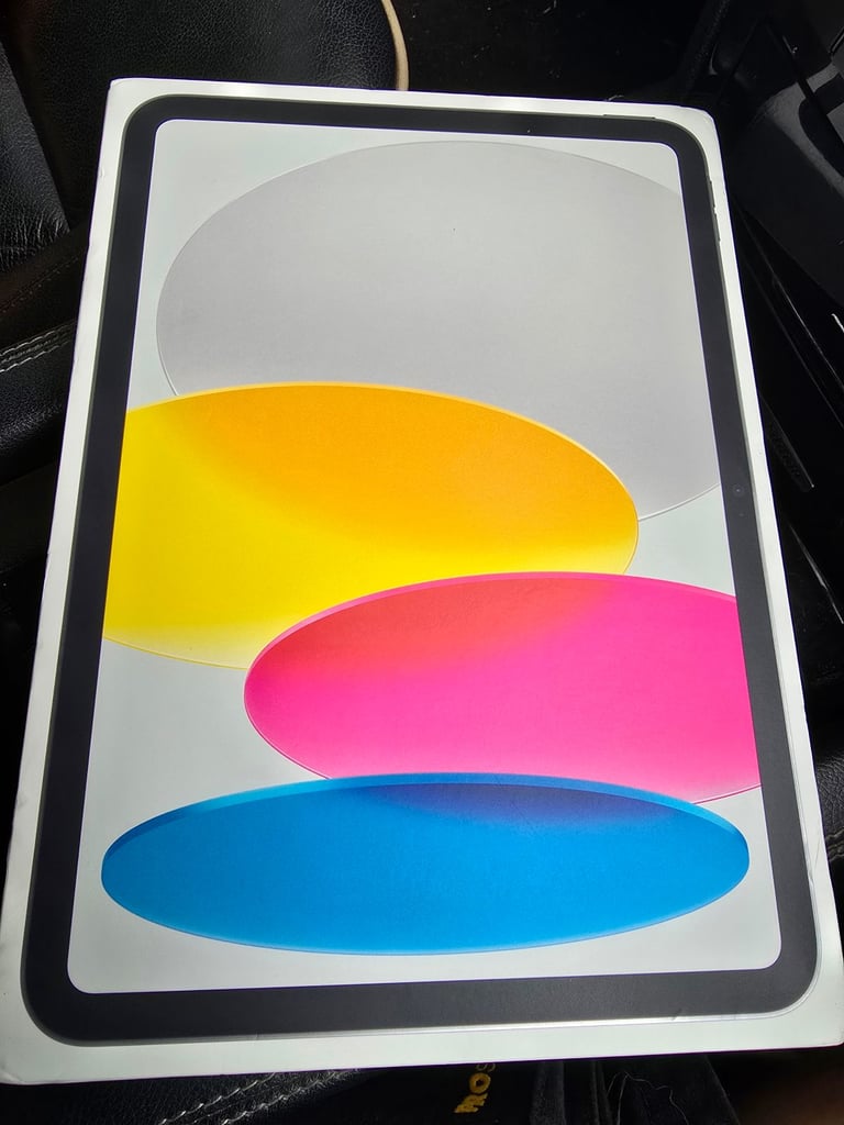 image for iPad (A16, 2025), 11-inch, Wi-Fi & Cellular