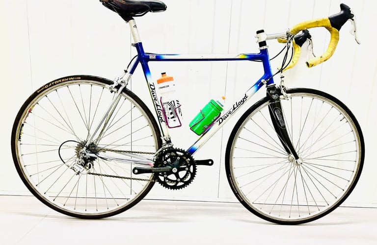 image for DAVE LYOD Size/M Carbon Forks Super LW Frame 18 Speed Road Bike  🚲