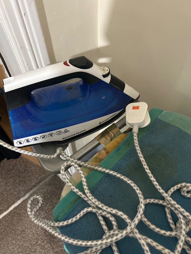 image for Russell hobbs iron