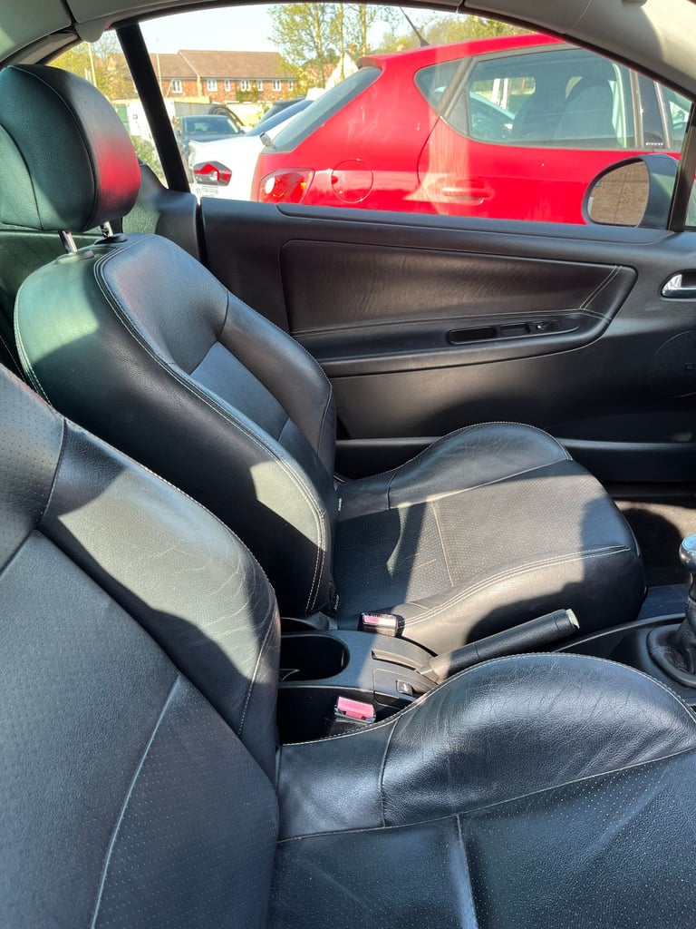 Peugeot, 207, Convertible, 2007, Manual, 1598 (cc),2 doors - Image 4