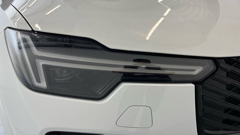 2025 Volvo XC90 Ultra, T8 AWD Plug-in hybrid, Dark, 7 Seats (BLIS, Panoramic Sunroof) Estate Petr...