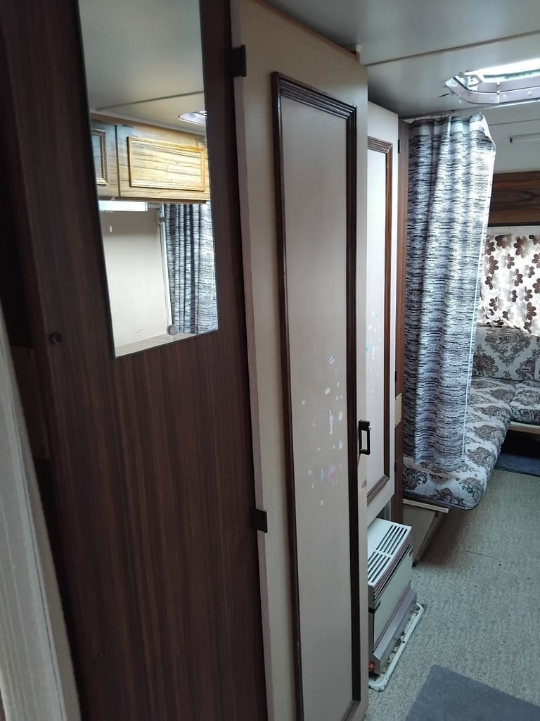 1998 caravan for sale 