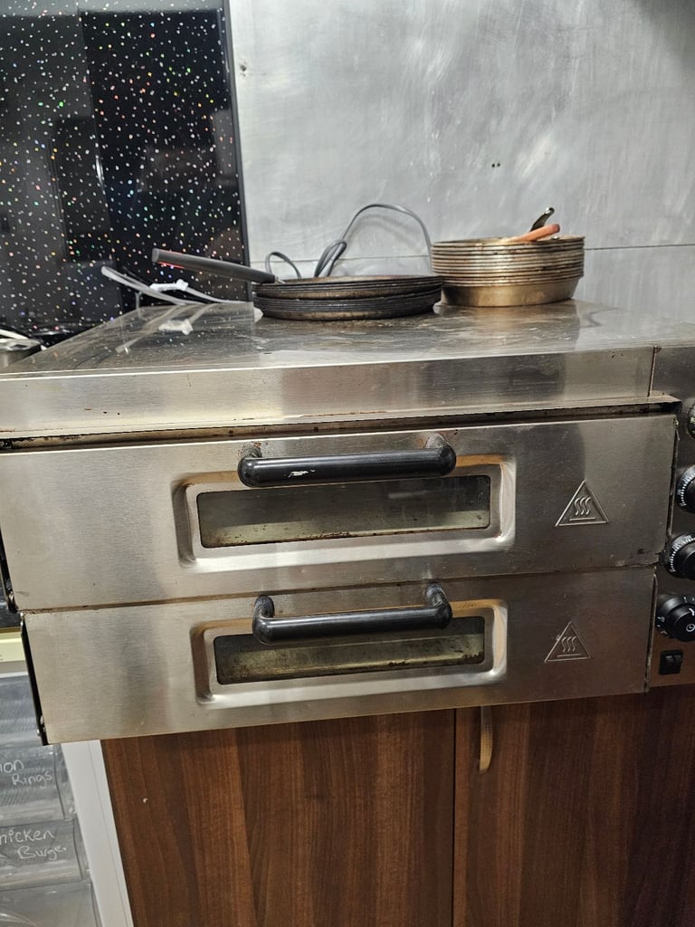 image for Pizza oven 
