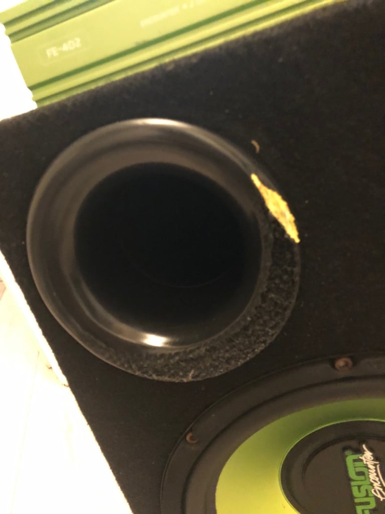 Fusion subwoofer and amp 