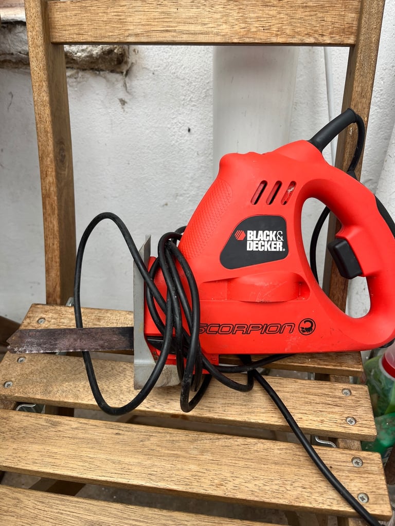Black and decker scorpion saw 