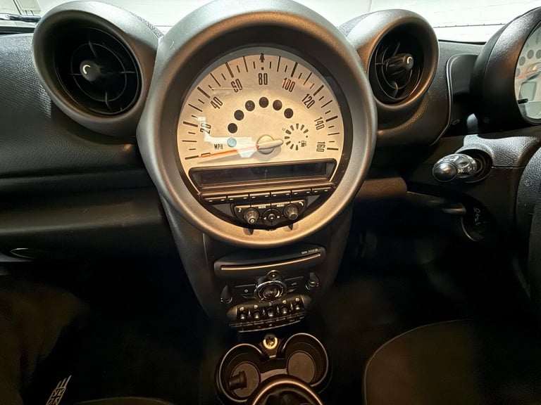 2012 MINI Countryman 1.6 One Euro 5 (s/s) 5dr HATCHBACK Petrol Manual