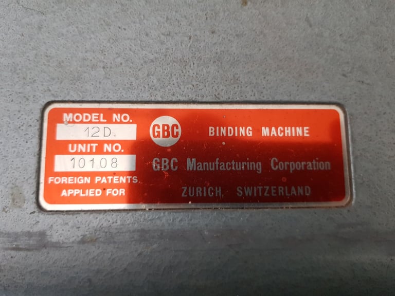 GBC comb binding machines