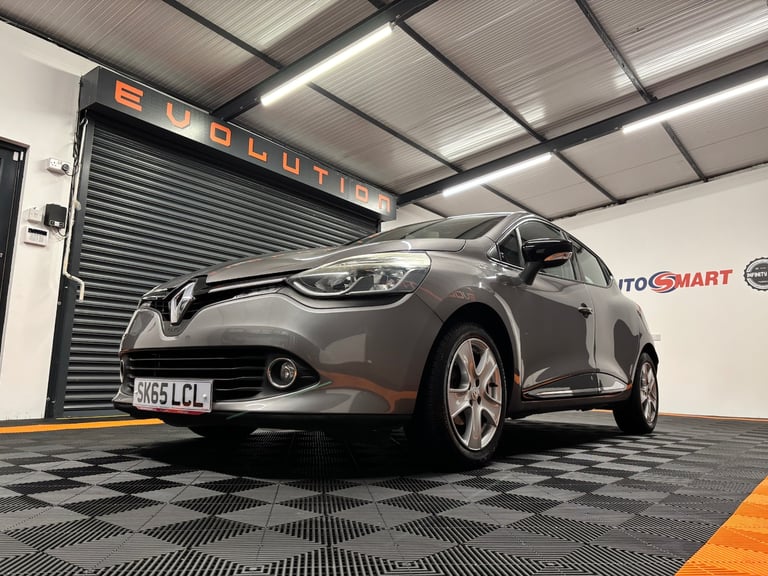 2015 Renault Clio 1.2 16V Dynamique Nav 5dr HATCHBACK Petrol Manual