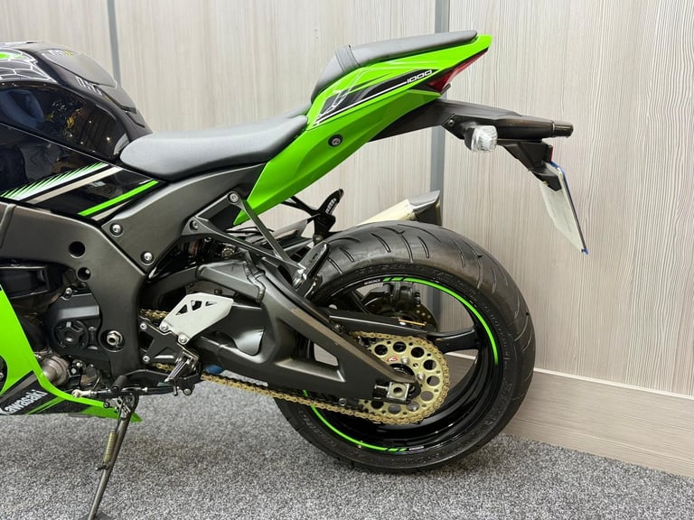 2016 16 Kawasaki Ninja ZX10R 1000 SGFA KRT Edition - SPARK EXHAUST - LOW MILES