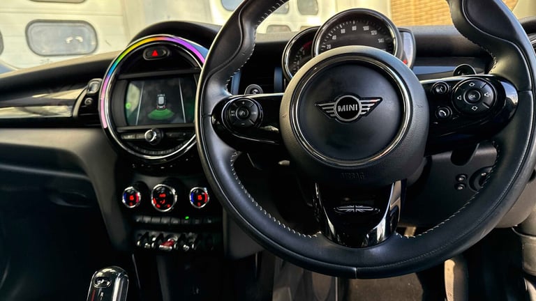 2019 MINI Hatch 2.0 Cooper S Exclusive II 5dr Auto HATCHBACK PETROL Automatic