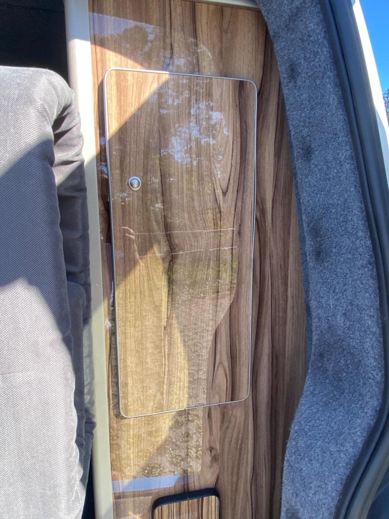 2010 Volkswagen Transporter 5 Belts, 4 Berth Campervan