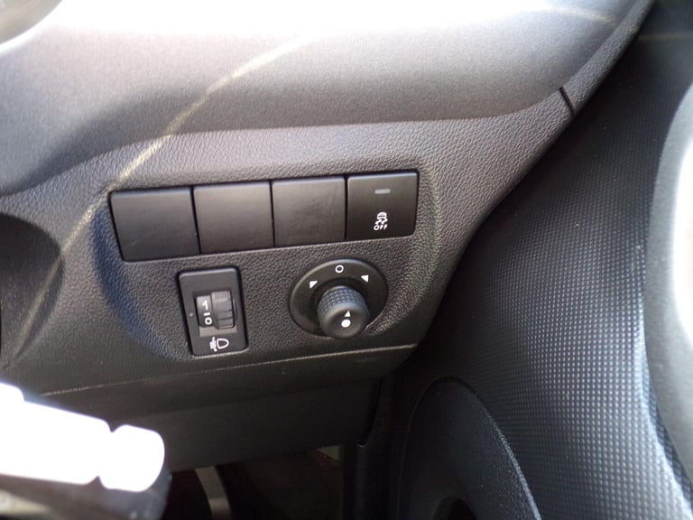 2018 Citroen Berlingo 1.6 BlueHDi Feel Multispace MPV 5dr Diesel Manual Euro 6 (100 ps) MPV Diese...