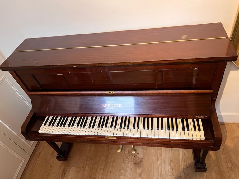 Acoustic piano - Free