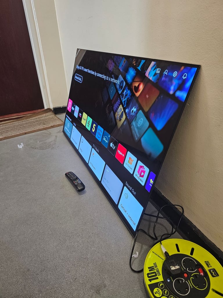 55" LG OLED 4K ULTRA SMART 120HZ TV 